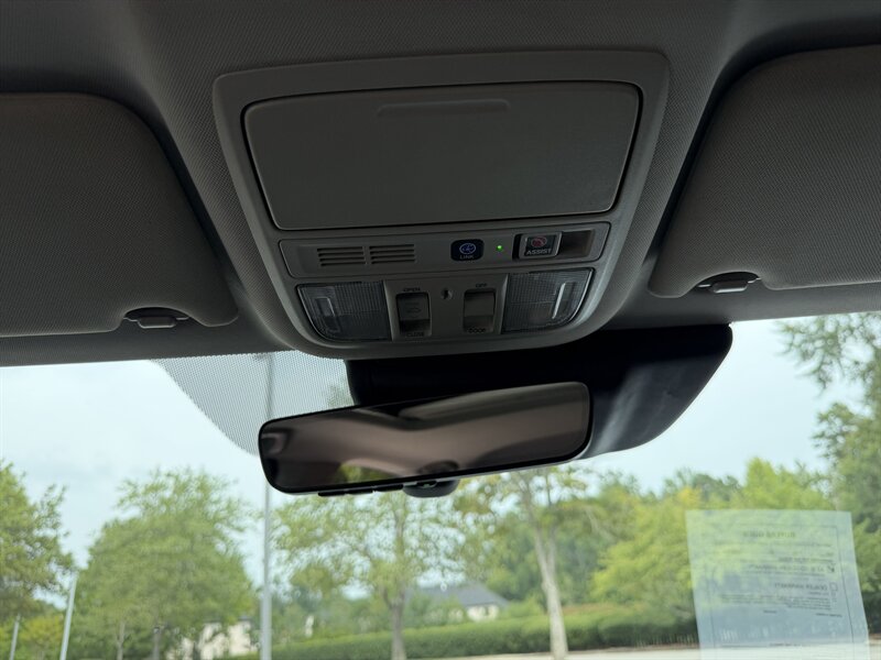 2018 Honda Accord Touring - Photo 13 - Greensboro, NC 27407