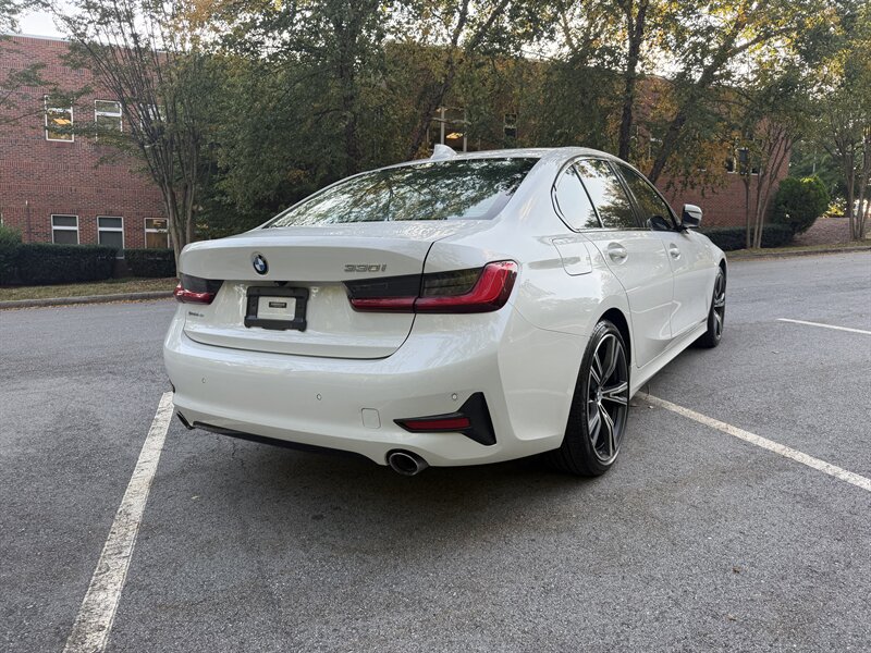 2019 BMW 3 Series 330i - Photo 5 - Greensboro, NC 27407