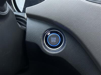 2014 Hyundai SANTA FE Limited   - Photo 14 - Greensboro, NC 27407