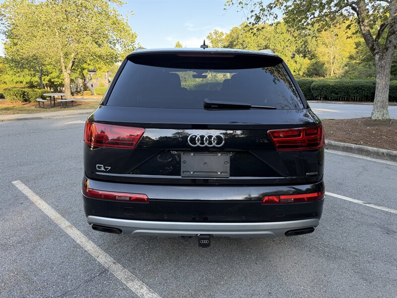 2019 Audi Q7 quattro Premium Plus 55 T - Photo 4 - Greensboro, NC 27407