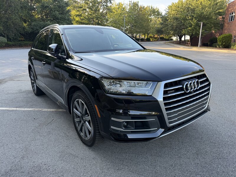 2019 Audi Q7 quattro Premium Plus 55 T - Photo 7 - Greensboro, NC 27407