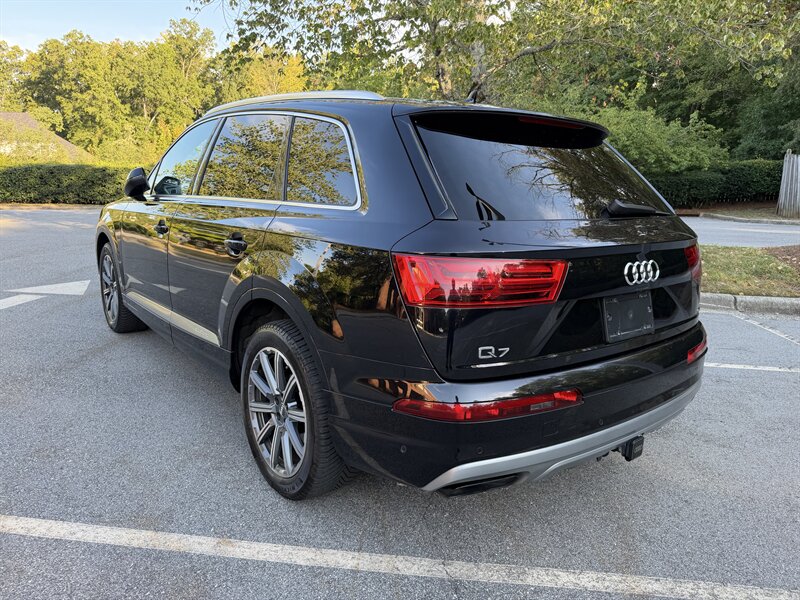 2019 Audi Q7 quattro Premium Plus 55 T - Photo 3 - Greensboro, NC 27407