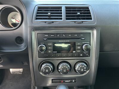 2014 Dodge Challenger R/T   - Photo 14 - Greensboro, NC 27407