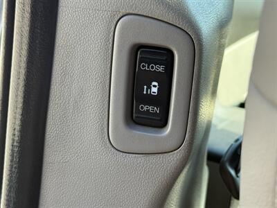 2015 Honda Odyssey EX-L - Photo 16 - Greensboro, NC 27407