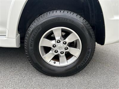 2013 Toyota 4Runner Limited   - Photo 9 - Greensboro, NC 27407