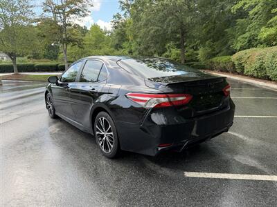 2018 Toyota Camry SE - Photo 3 - Greensboro, NC 27407