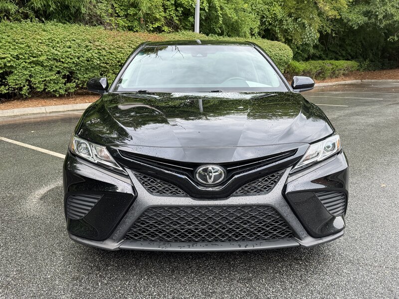 2018 Toyota Camry SE - Photo 8 - Greensboro, NC 27407