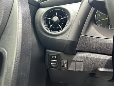 2019 Toyota Corolla L   - Photo 19 - Greensboro, NC 27407