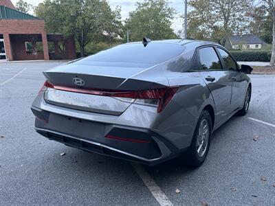 2024 Hyundai ELANTRA SE - Photo 5 - Greensboro, NC 27407