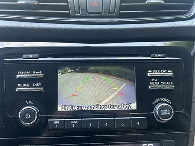 2017 Nissan Rogue SV   - Photo 21 - Greensboro, NC 27407