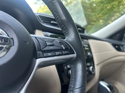2017 Nissan Rogue SV   - Photo 23 - Greensboro, NC 27407