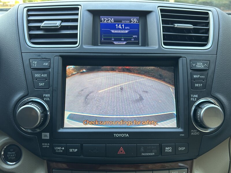 2012 Toyota Highlander Limited   - Photo 20 - Greensboro, NC 27407