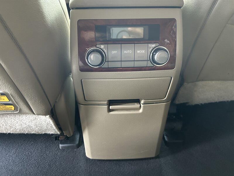 2012 Toyota Highlander Limited   - Photo 10 - Greensboro, NC 27407