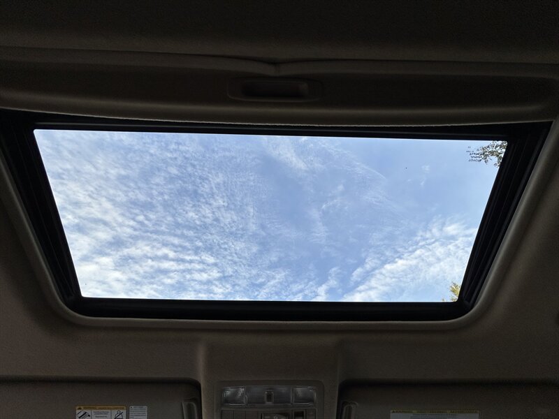 2012 Toyota Highlander Limited   - Photo 14 - Greensboro, NC 27407