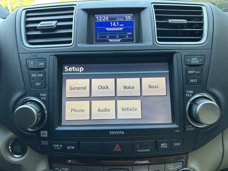 2012 Toyota Highlander Limited   - Photo 22 - Greensboro, NC 27407