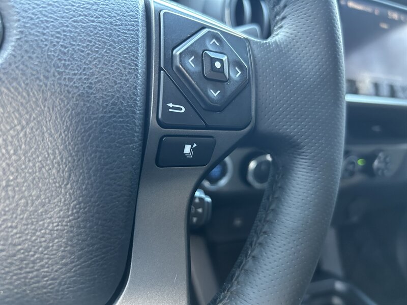 2017 Toyota Tacoma TRD Off-Road - Photo 19 - Greensboro, NC 27407