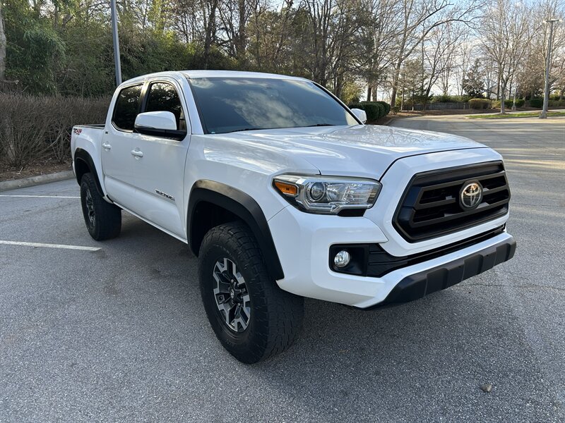 2017 Toyota Tacoma TRD Off-Road - Photo 7 - Greensboro, NC 27407