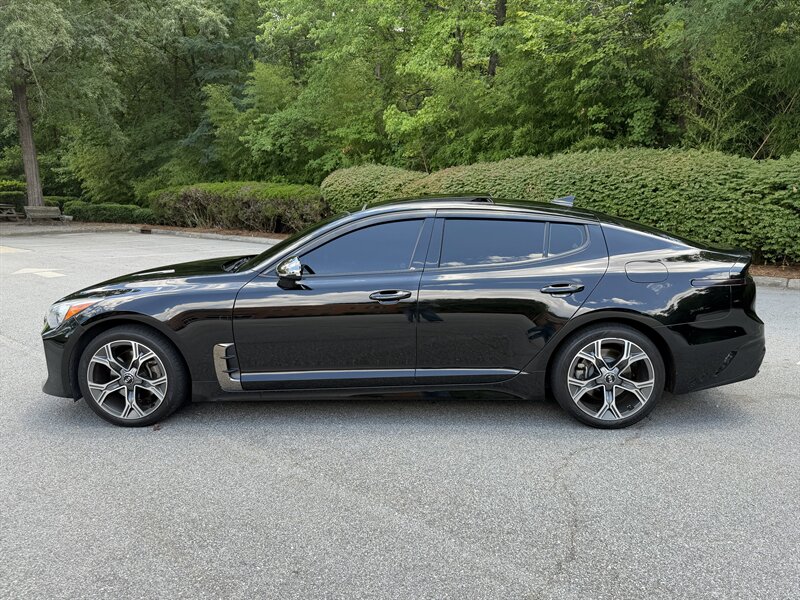 2020 Kia Stinger GT-Line - Photo 2 - Greensboro, NC 27407