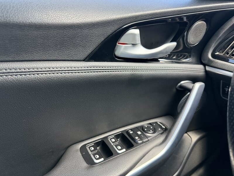 2020 Kia Stinger GT-Line - Photo 24 - Greensboro, NC 27407