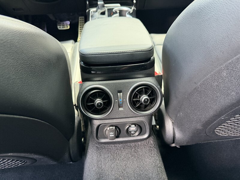 2020 Kia Stinger GT-Line - Photo 19 - Greensboro, NC 27407