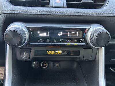 2019 Toyota RAV4 LE   - Photo 18 - Greensboro, NC 27407