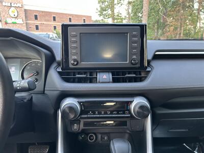 2019 Toyota RAV4 LE   - Photo 14 - Greensboro, NC 27407