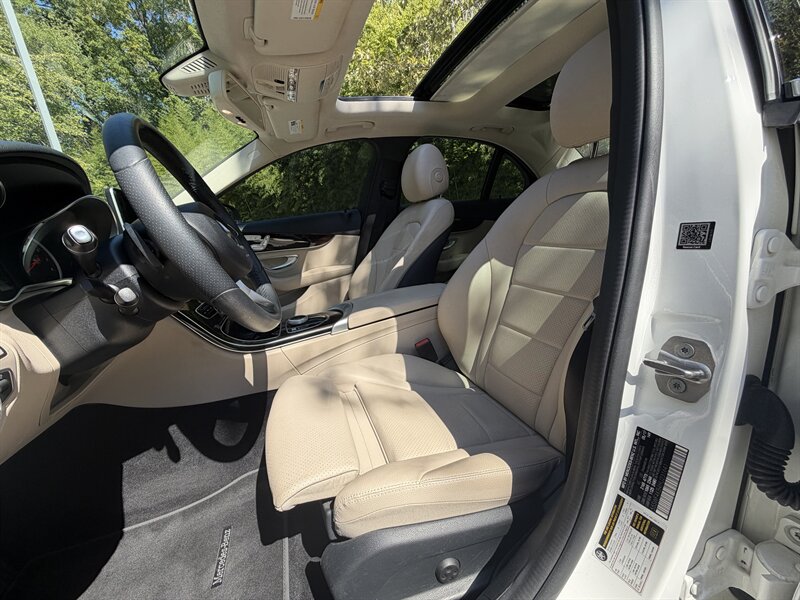 2017 Mercedes-Benz C 300 4MATIC - Photo 18 - Greensboro, NC 27407
