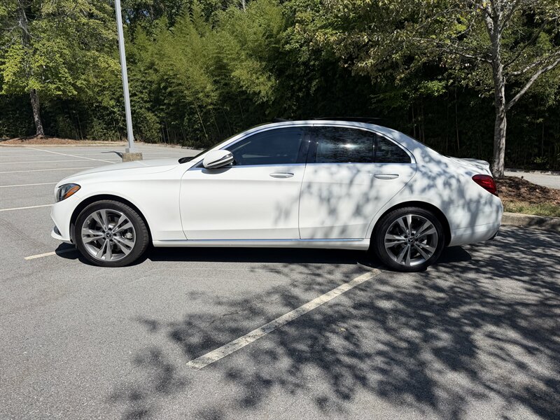 2017 Mercedes-Benz C 300 4MATIC - Photo 2 - Greensboro, NC 27407