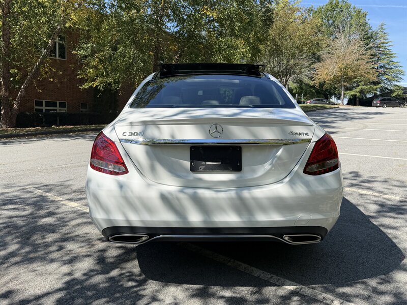 2017 Mercedes-Benz C 300 4MATIC - Photo 4 - Greensboro, NC 27407