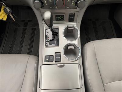 2012 Toyota Highlander SE   - Photo 18 - Greensboro, NC 27407