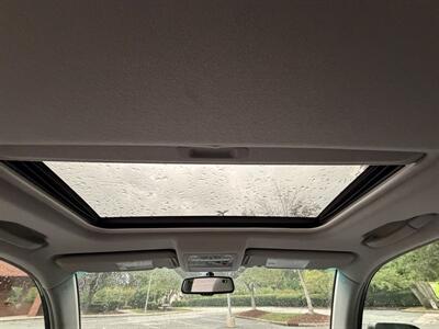 2012 Toyota Highlander SE   - Photo 16 - Greensboro, NC 27407