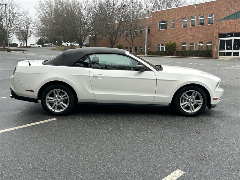 2010 Ford Mustang V6 - Photo 7 - Greensboro, NC 27407
