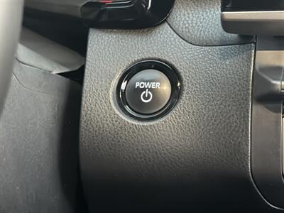 2025 Toyota Camry SE - Photo 15 - Greensboro, NC 27407