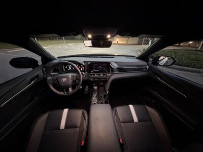 2025 Toyota Camry SE - Photo 9 - Greensboro, NC 27407