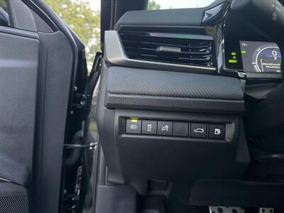 2025 Toyota Camry SE - Photo 18 - Greensboro, NC 27407