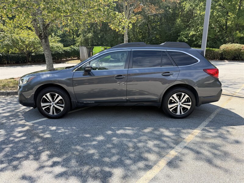 2018 Subaru Outback 2.5i Limited - Photo 2 - Greensboro, NC 27407