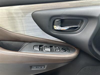 2015 Nissan Murano Platinum   - Photo 19 - Greensboro, NC 27407