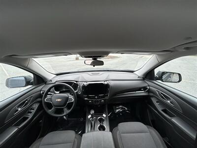 2018 Chevrolet Traverse LT Cloth   - Photo 7 - Greensboro, NC 27407