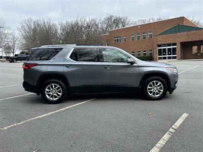 2018 Chevrolet Traverse LT Cloth   - Photo 6 - Greensboro, NC 27407