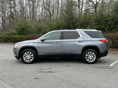 2018 Chevrolet Traverse LT Cloth   - Photo 2 - Greensboro, NC 27407