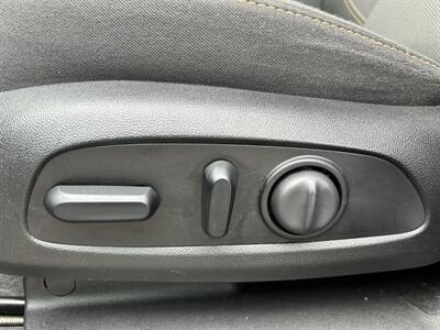 2018 Chevrolet Traverse LT Cloth   - Photo 17 - Greensboro, NC 27407