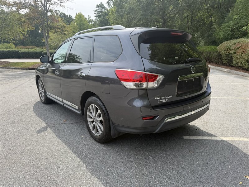 2014 Nissan Pathfinder SL - Photo 3 - Greensboro, NC 27407
