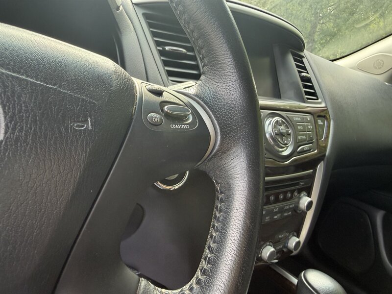 2014 Nissan Pathfinder SL - Photo 20 - Greensboro, NC 27407