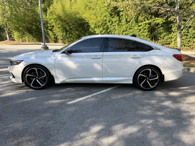 2021 Honda Accord Sport - Photo 2 - Greensboro, NC 27407