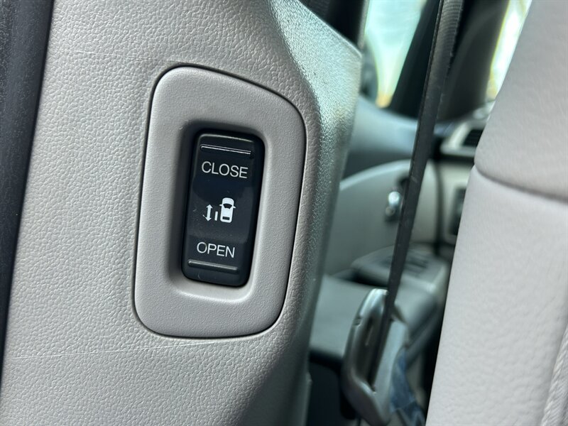 2014 Honda Odyssey EX-L - Photo 15 - Greensboro, NC 27407