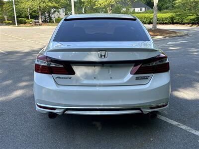 2017 Honda Accord Sport Special Edition   - Photo 4 - Greensboro, NC 27407