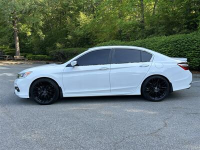 2017 Honda Accord Sport Special Edition   - Photo 2 - Greensboro, NC 27407
