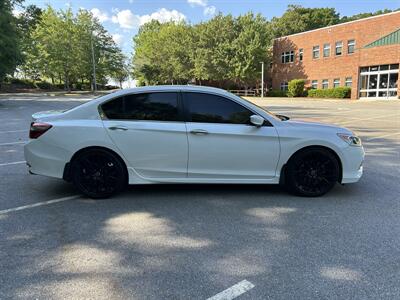 2017 Honda Accord Sport Special Edition   - Photo 6 - Greensboro, NC 27407