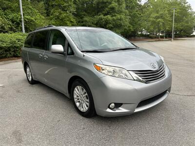 2014 Toyota Sienna XLE 8-Passenger Auto Acce   - Photo 7 - Greensboro, NC 27407
