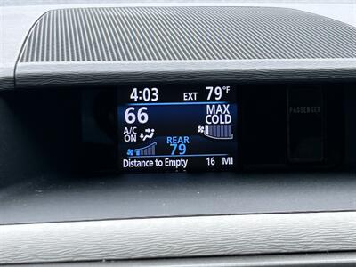 2014 Toyota Sienna XLE 8-Passenger Auto Acce   - Photo 24 - Greensboro, NC 27407